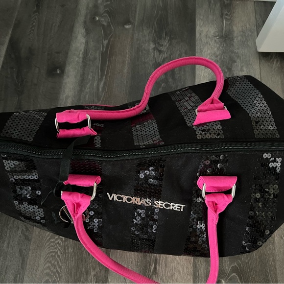 Victoria Secret Tote - Picture 4 of 9